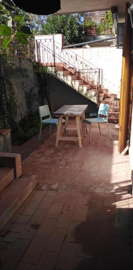 House Near The Beach Giardini Naxos Exterior foto
